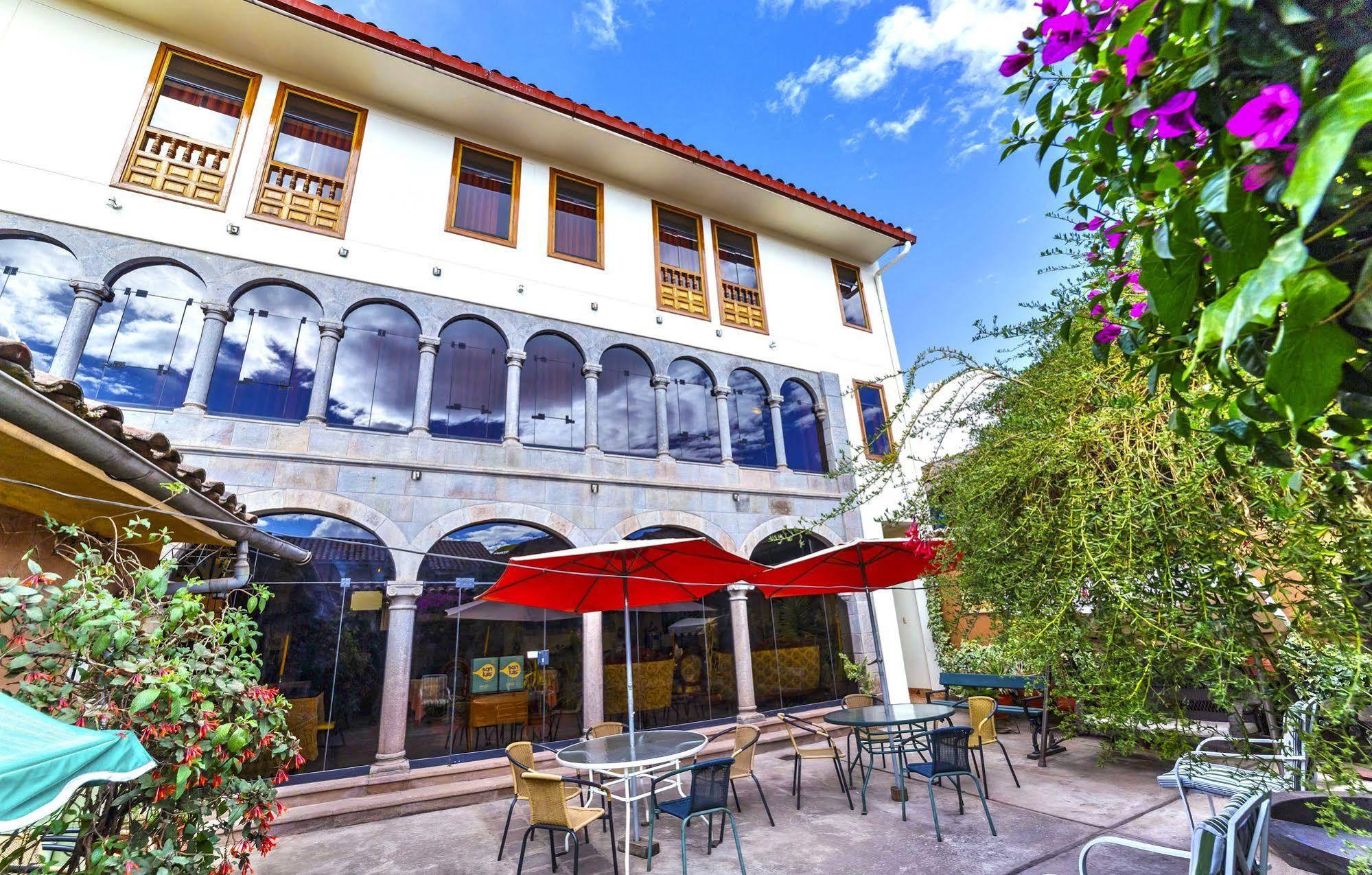 Fuente De Agua Hotel كوسكو المظهر الخارجي الصورة